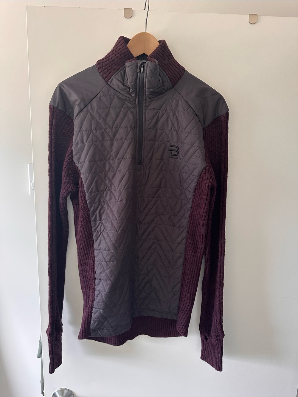 Daehlie Women’s Wool Quilted Half-Zip Sweater in Burgundy and Gray L